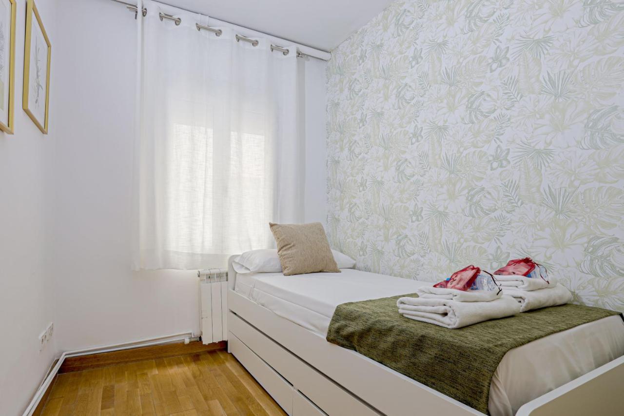 Alcam Gold Apartment Barcelona Exterior photo