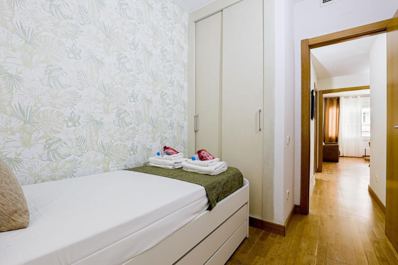 Alcam Gold Apartment Barcelona Exterior photo