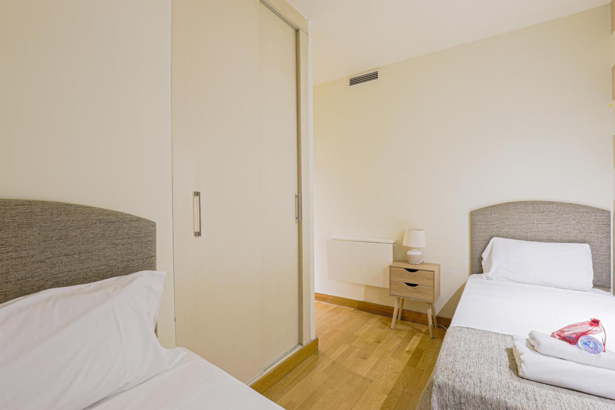 Alcam Gold Apartment Barcelona Exterior photo